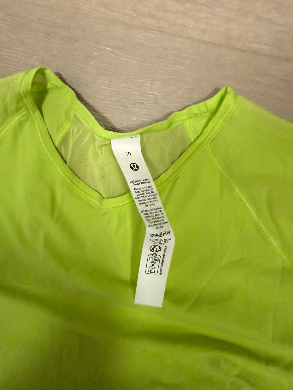 lululemon athletica Short Sleeve Active Tee - Neon Lime - Picture 2 of 4